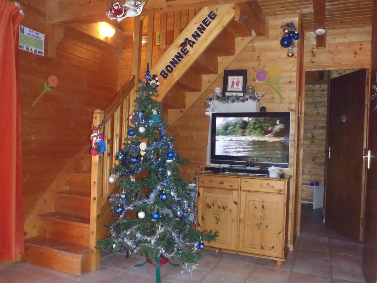 Les Chalets De La Vigne Grande Сен-Флорет Экстерьер фото